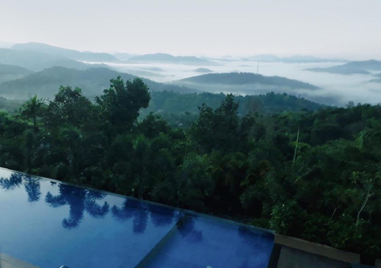 Hotel Poetree Thekkady Exterior foto